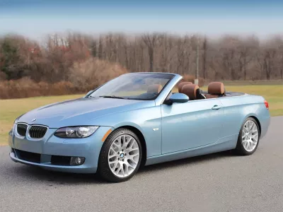 123oto THAY KÍNH XE Ô TÔ BMW 328i tận nơi